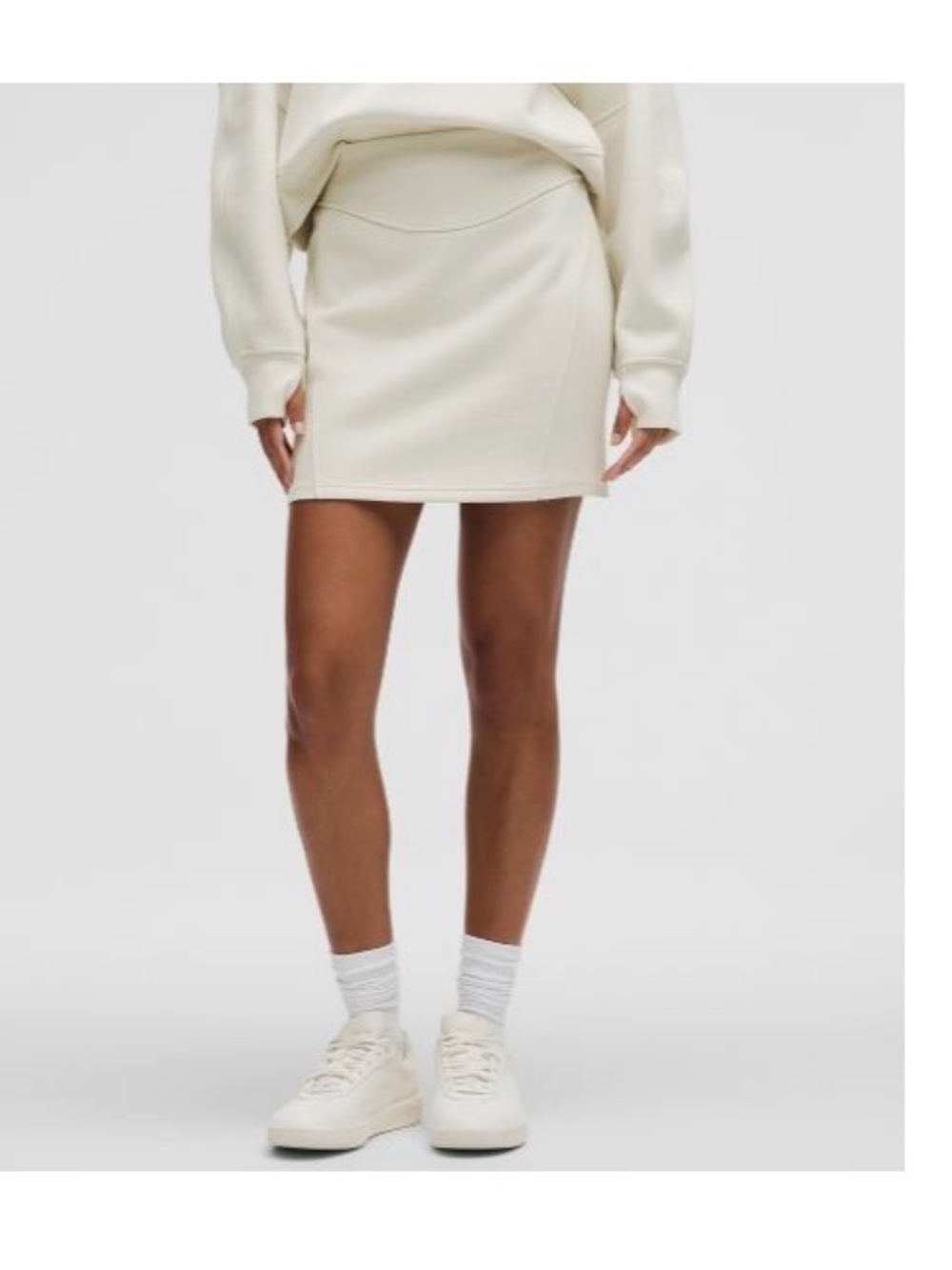 Lululemon scuba bone color skirt. Soft small